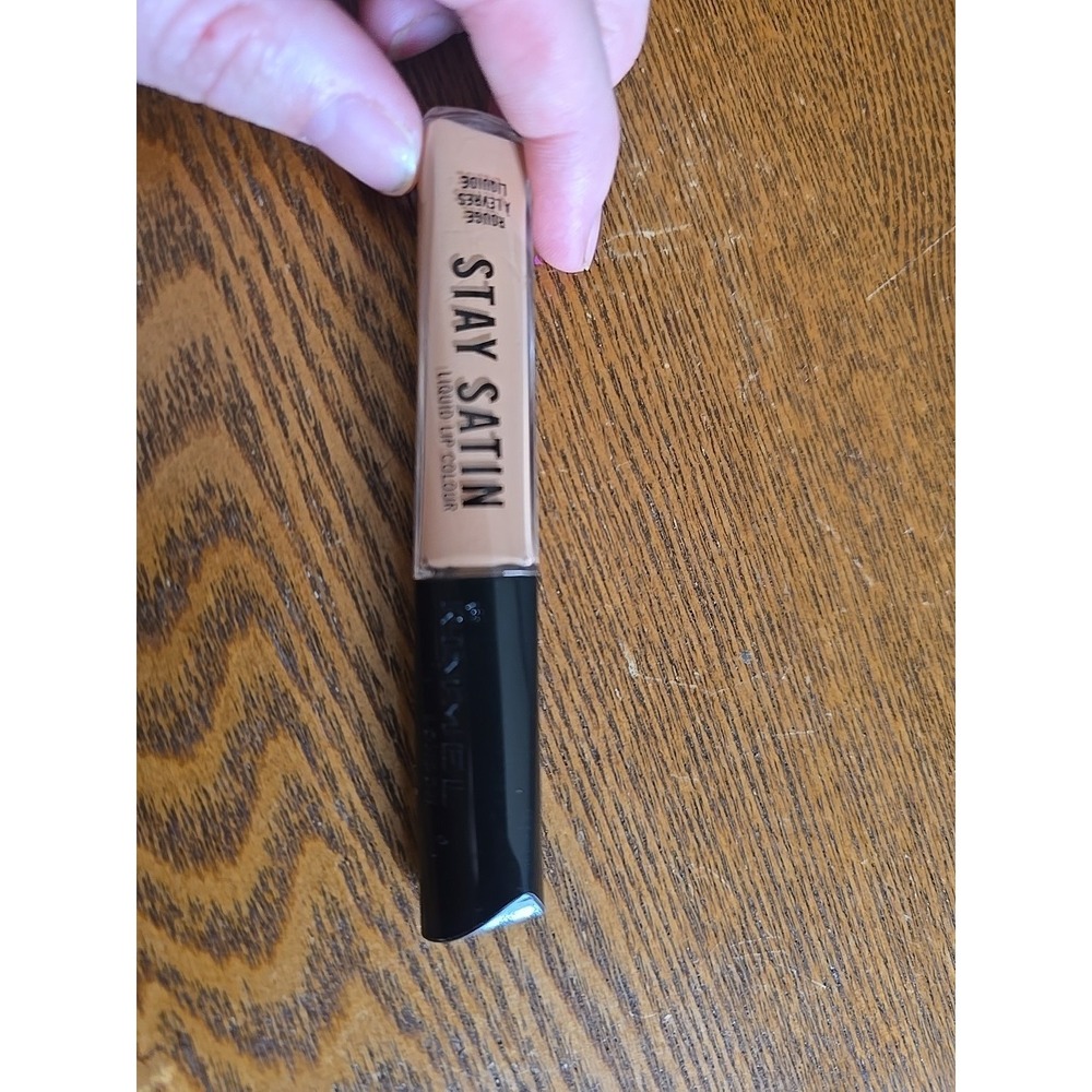 Rimmel Stay Satin Liquid Lip Colour 700 Take A Chill Pill‎